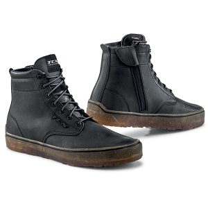 TCX DARTWOOD BOOTS WATERPROOF BLACK